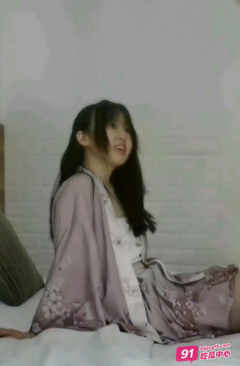 重庆邮电大学反差婊李启丹竟是SM深度爱好者！露脸视频流出~ 配图4