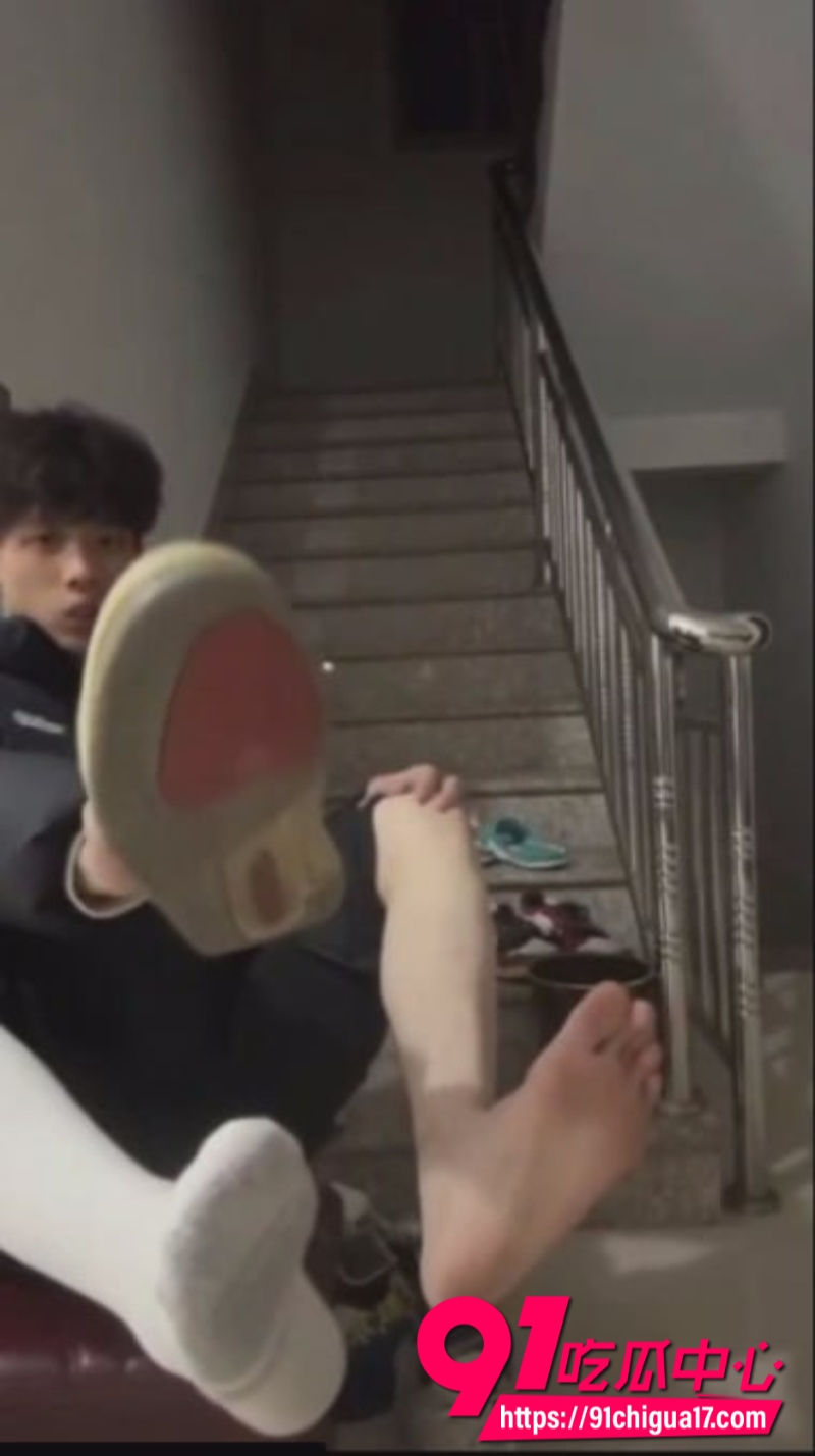 博主小王睡醒了7