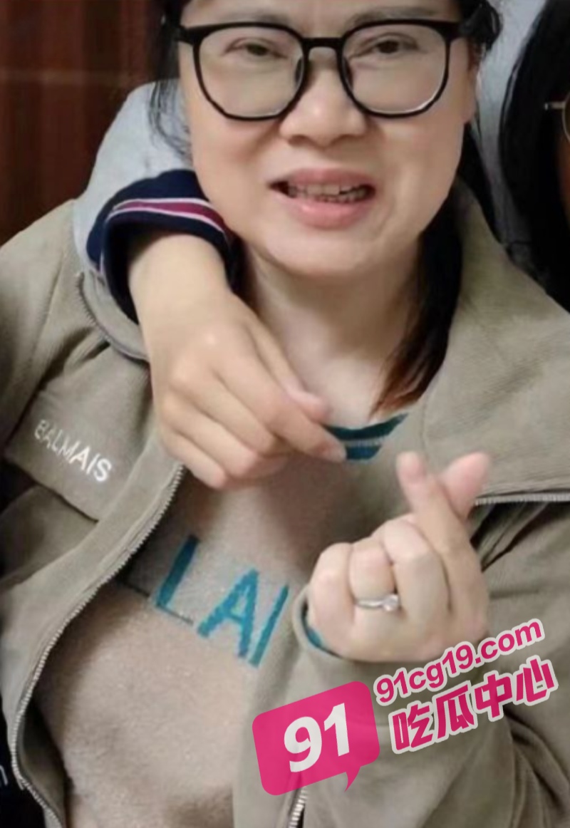 这个爹也是不挑食啊!天鹅到家月嫂勾引宝爸发生关系被曝光!