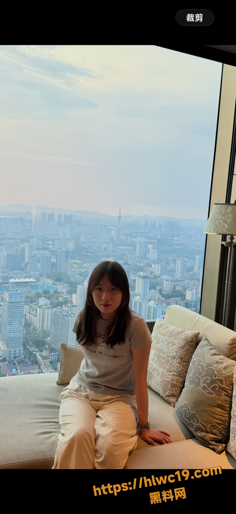江西南昌 郑思影 酒店性爱视频流出 白天清纯大学生晚上变身听话小母狗