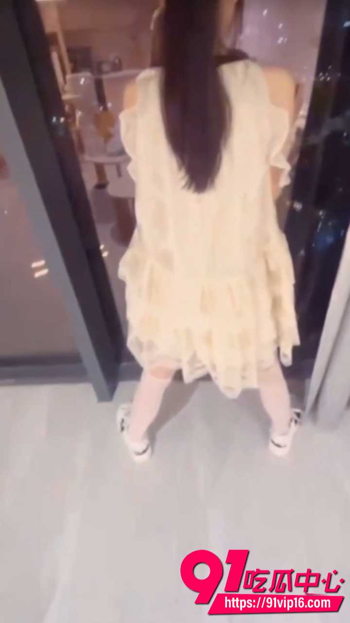 兄妹酒店做爱视频1 兄妹酒店做爱视频1