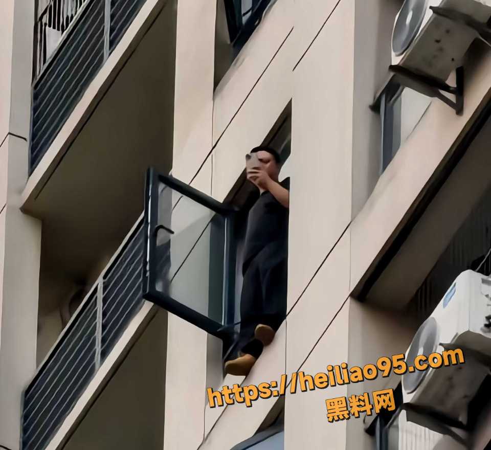快手主播 猪猪 连麦怂恿跳楼事件 直播间一群人起哄真跳下去太吓人了
