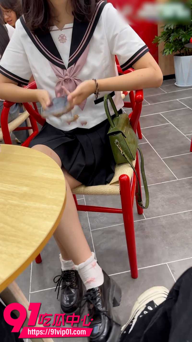 约炮大神总华探长的小狗勾引JK女大学生酒店约炮2 约炮大神总华探长的小狗勾引JK女大学生酒店约炮2