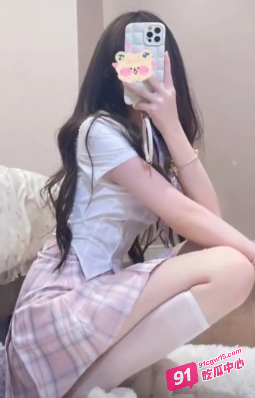 二次元逗狗现场:jk萝莉奴束缚四肢扮演人型母狗 是谁调教成这样了? 配图2