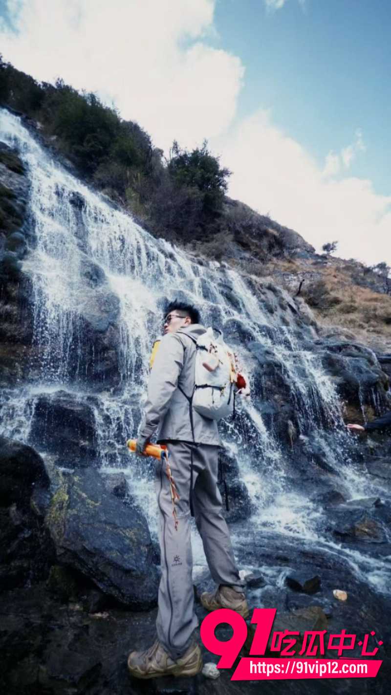 徒步圈曝出大瓜新乡凤凰男探界领航领队Ricardo彻底翻车脚踏多条船人送外号新乡罗志祥51