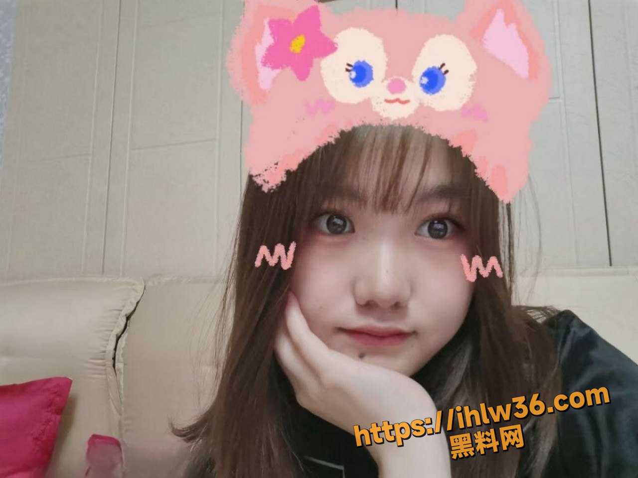 当贪吃清纯学生妹遇上了布满了青筋的大屌 学生妹的小粉穴都干红肿了 也不愿放弃这可遇而不可求的鸡会！