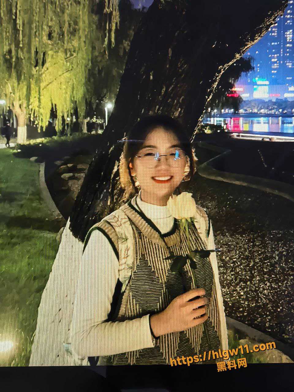 兰州大学大一清纯学妹 短短一年被男友彻底调教成一个不折不扣的性奴母狗 完美诠释极致反差