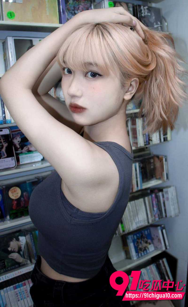 台湾INS女神艾莎 2
