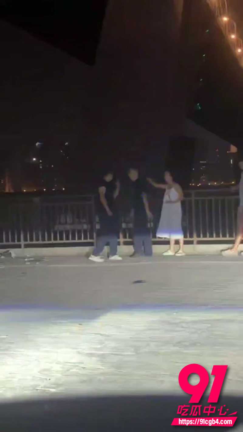 武汉二七长江大桥深夜大瓜 1 武汉二七长江大桥深夜大瓜 1