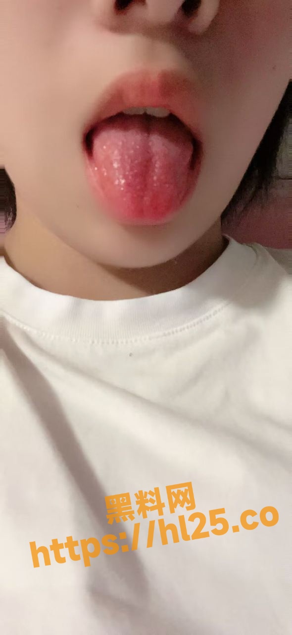 独家曝光江苏高一母狗 覃伊凡 与人玩网调被爆！在高一的年纪就能体现少妇般的淫荡～
