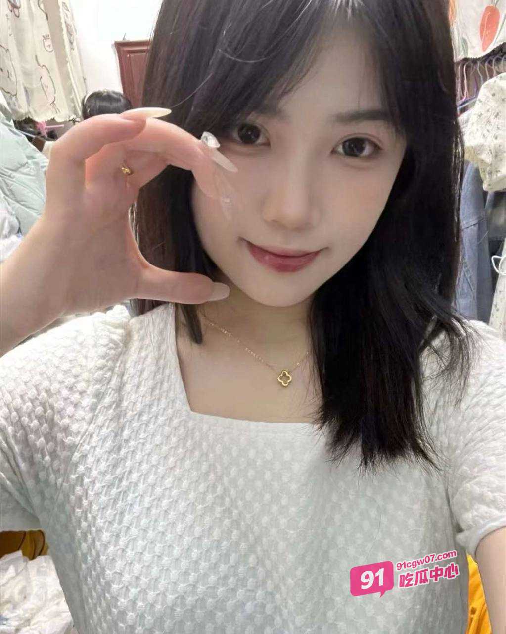 大神玩弄廊坊师范学院李娜美视频曝光 校内女神校外母狗 你不舍得开的车别人玩命蹬！ 配图3