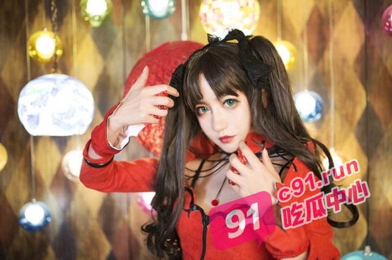 B站女神runa酱 5000一炮 还捂嘴害羞不给拍！