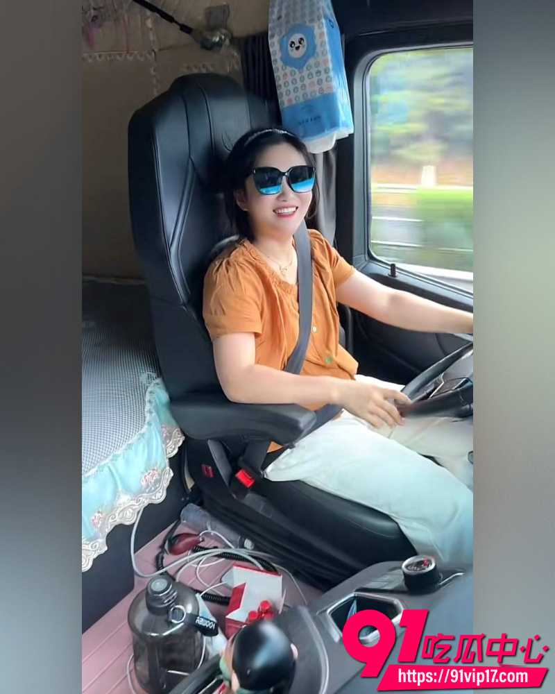 卡车网红卡车阿蛋痛曝妻子 11