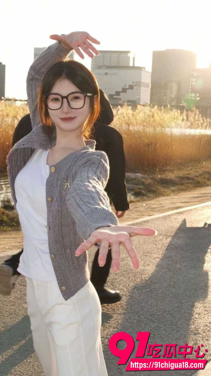 河南女大学生淫乱视频曝光2