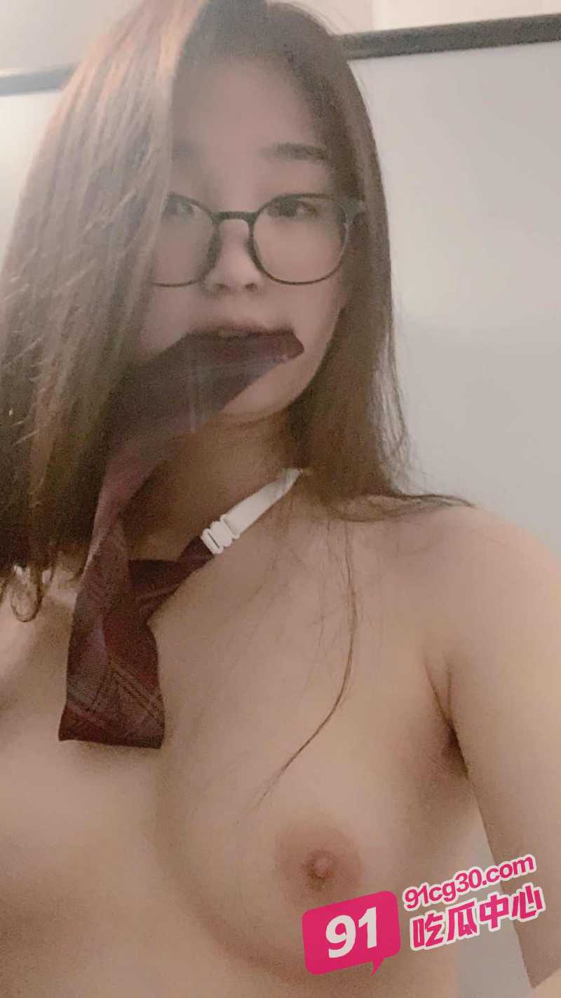 小编新女友分享～床上淫荡坏了与外表反差感拉满！ 配图2