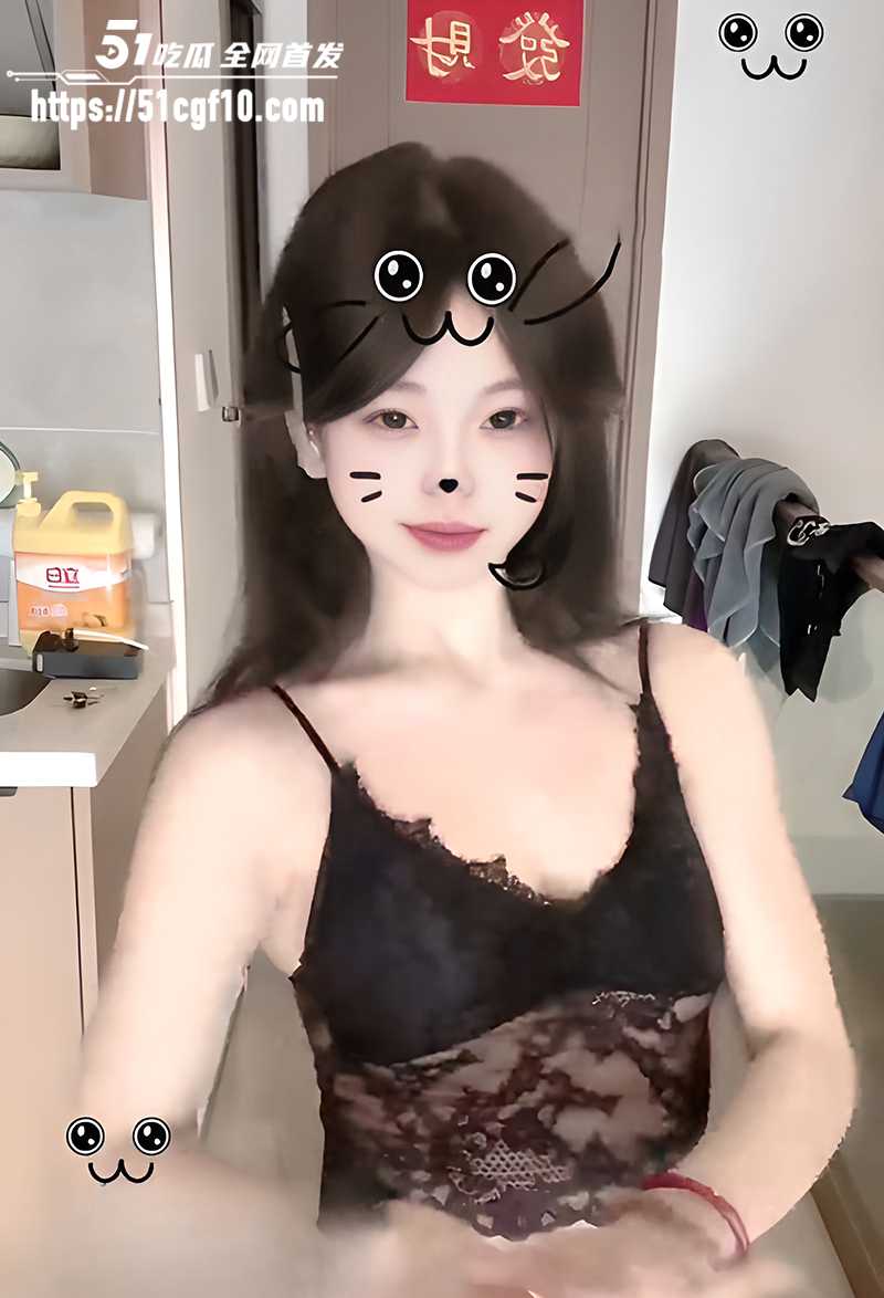 高冷小美女自慰泄密 4 拷贝
