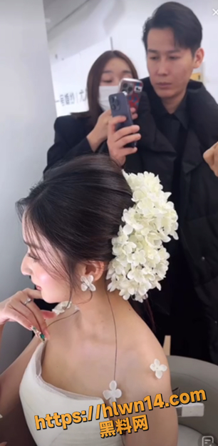 只想做你的新娘 填满没有绿帽的悲伤 直播间新娘化妆造型时意外漏点 是不小心还是为热度？