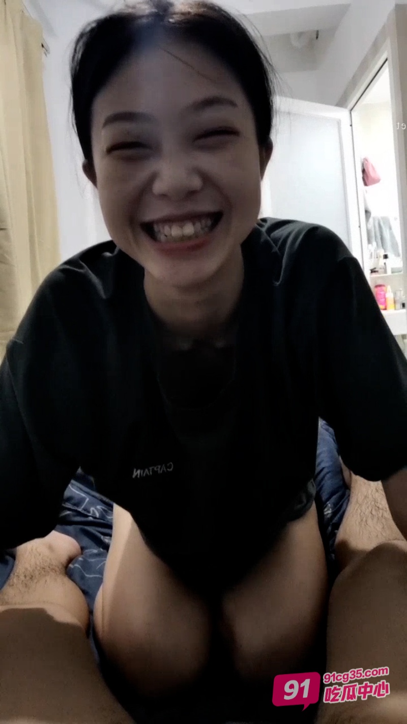 四川成都李婧琪性爱视频遭渣男泄密 每天都要拿精液来漱口？ 配图2