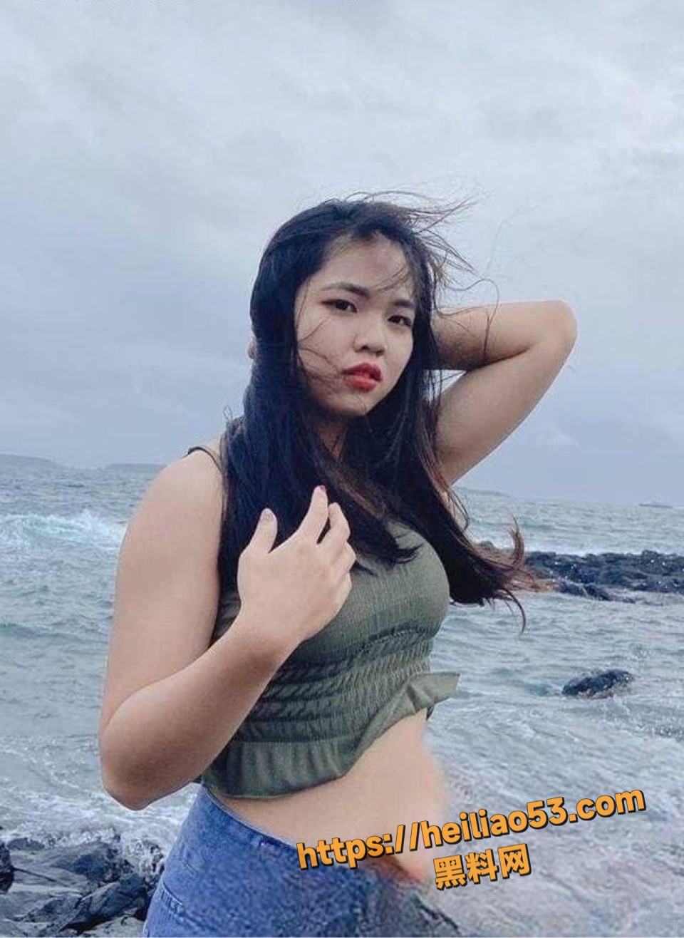 反差婊巨乳台妹情侣 自拍视频流出 细腰翘臀主动上位骑乘 分手后被男友颜射曝光！