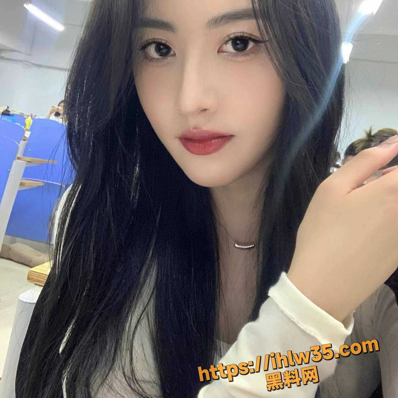北京朝阳区某医院高颜值欲女护士 苏梓梦 不怕护士长的靓 就怕护士带银镜 医院在哪里我想去扎针！