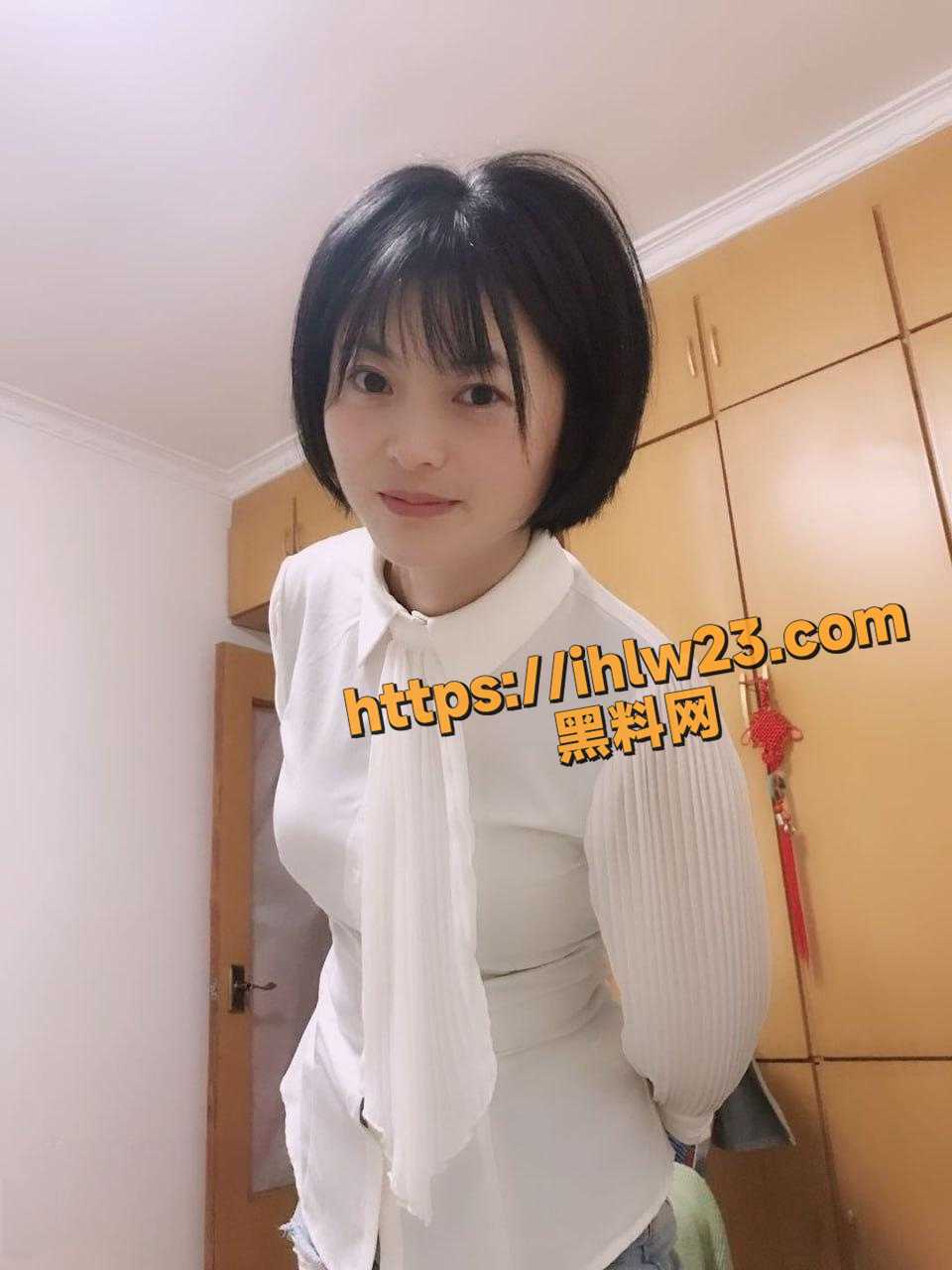 青岛一干练型短发美女领导 霞姐 不雅性爱自拍视频流出 这个种气质一眼就是经常包养小白脸！
