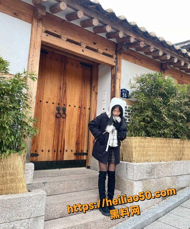 西藏拉萨清纯美女 石琳 性爱视频泄露 粉嫩蜜穴被粗暴后入 干到哭喊求饶！