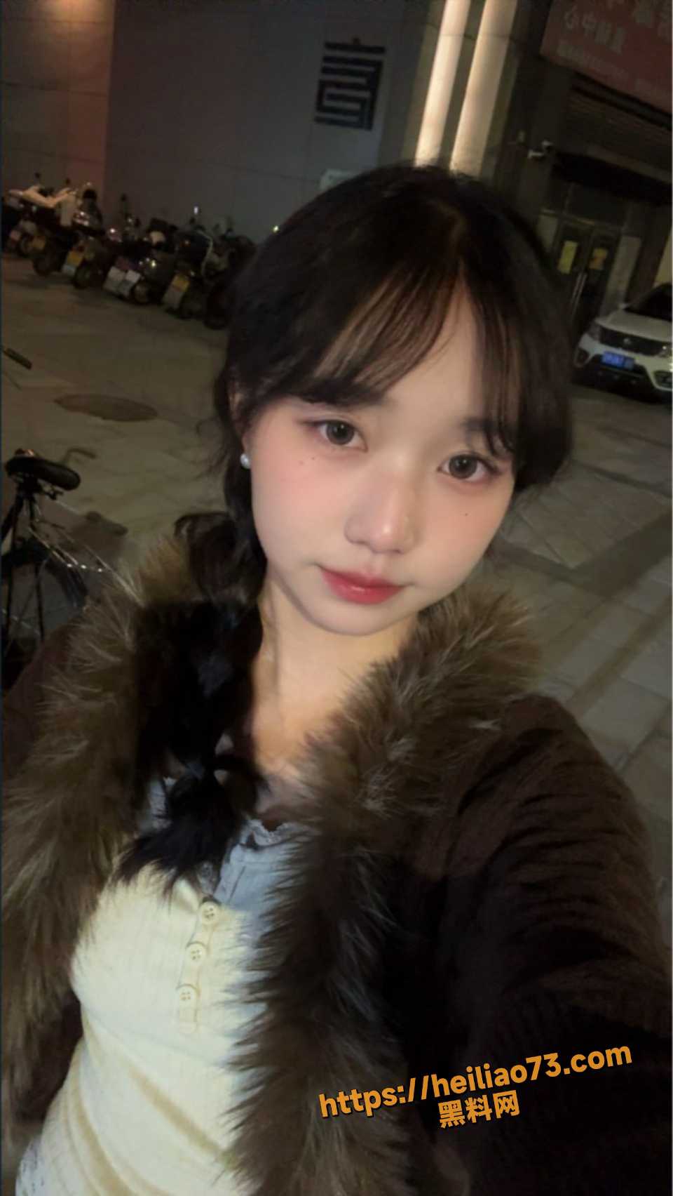 我那清纯高颜值反差婊子女友 陆漫婷 最喜欢深喉口交 美乳挑逗私密合集曝光