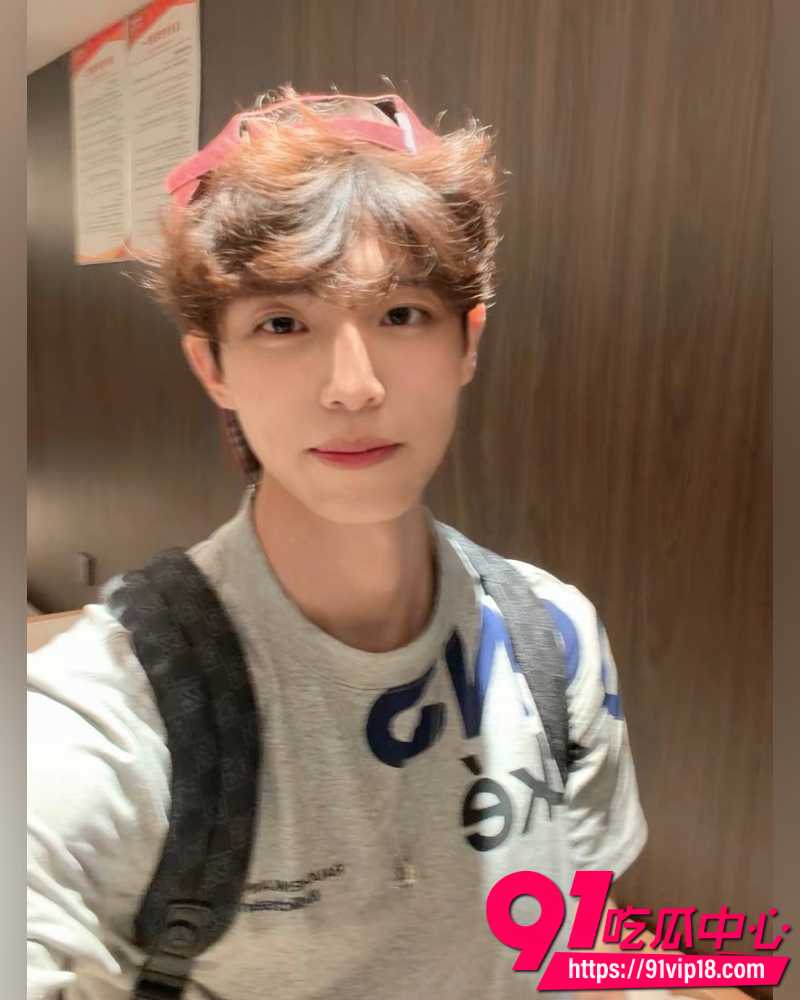 抖音网红不吃汉堡 24