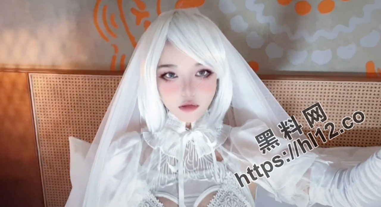 推特露脸超反差女神 欲梦 流出最新付费私拍《白日梦-2B的性幻想》