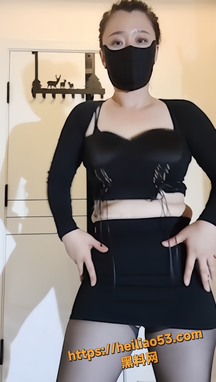 快手极品熟女 肉肉超甜 付费定制艳舞合集 情趣抖臀抖奶挑逗 眼神勾人诱惑至极！