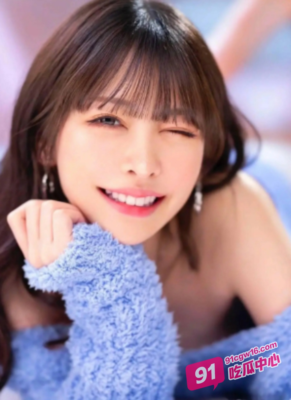 粉嫩JK少女森主动勾引叔父不伦性爱 惨遭3p夹击场面极度淫靡 配图2