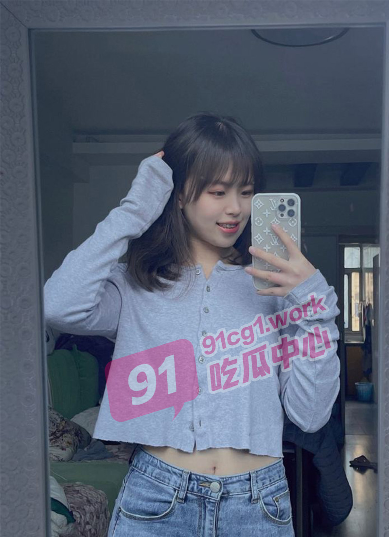【轻点好吗 我是第一次】约炮朋友婚礼的伴娘 骨感身材太惹火了！