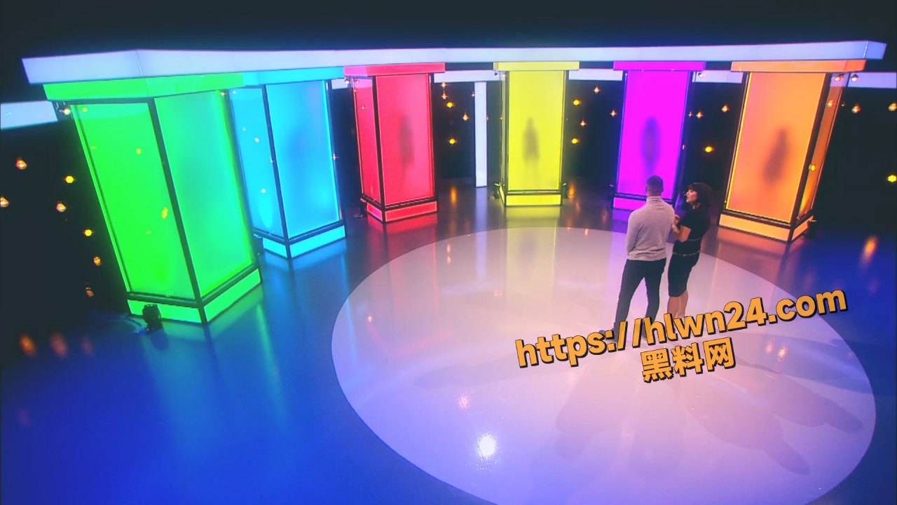 英国裸体相亲 Naked Attraction第2季 男选女全裸三点先看 尺寸小直接淘汰