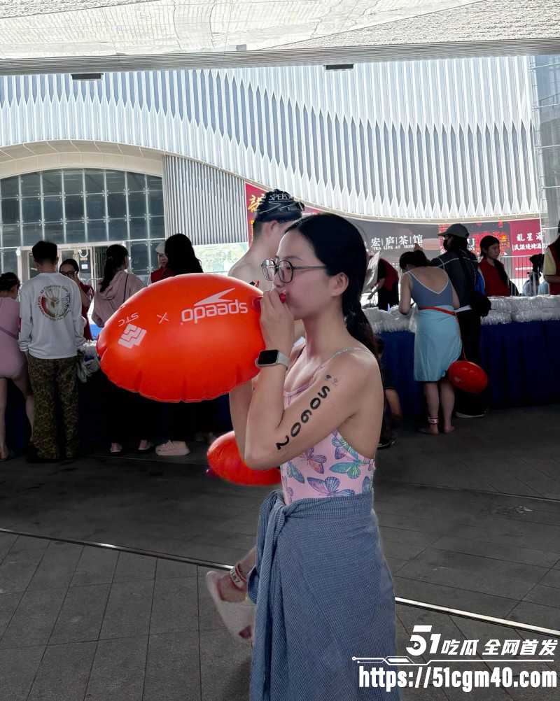 上海滴水湖泳渡赛女选手私密照泄密08