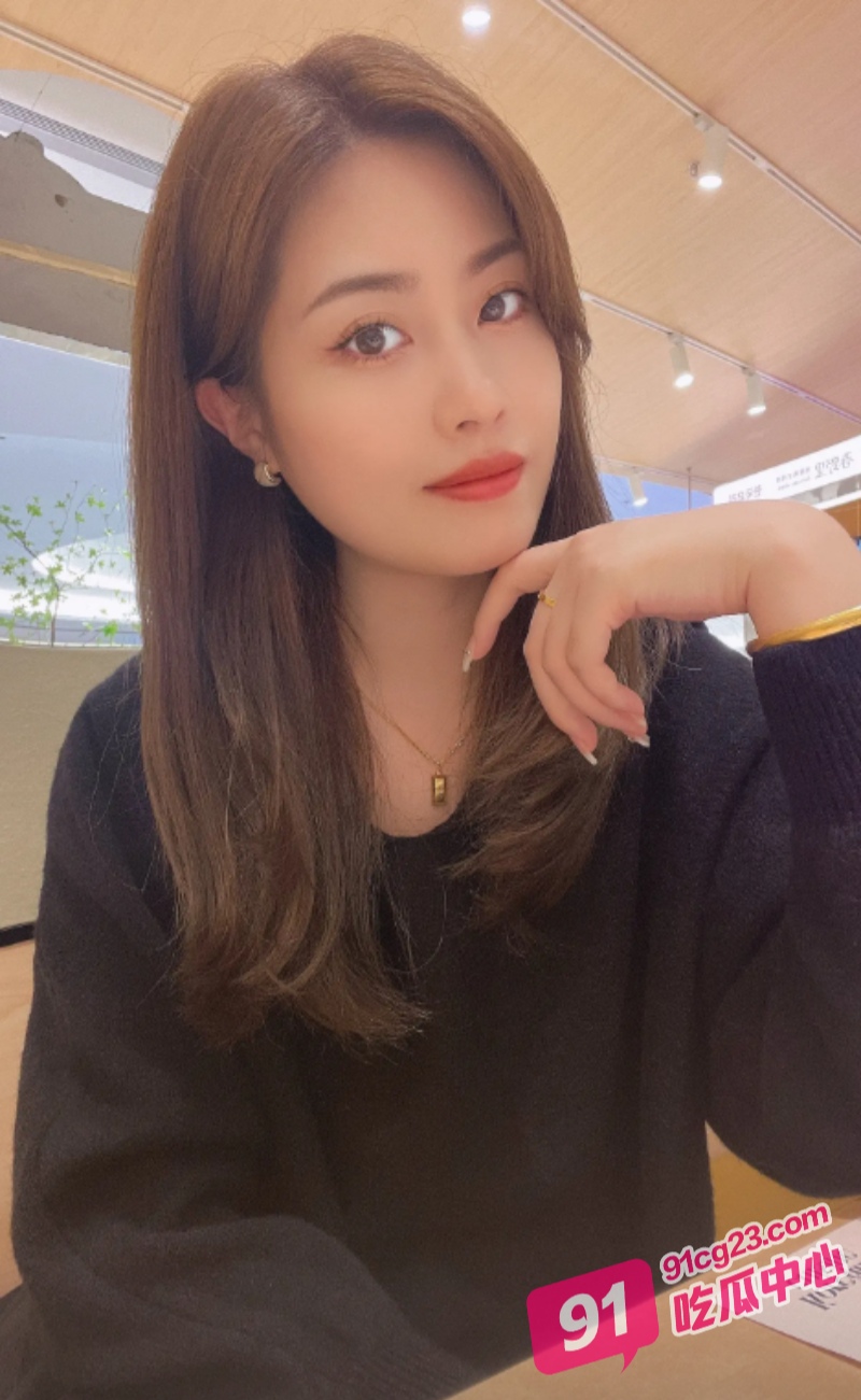 美少妇兼职卖肉 背着老公和炮友开房 摇臀求操太风骚！ 配图4