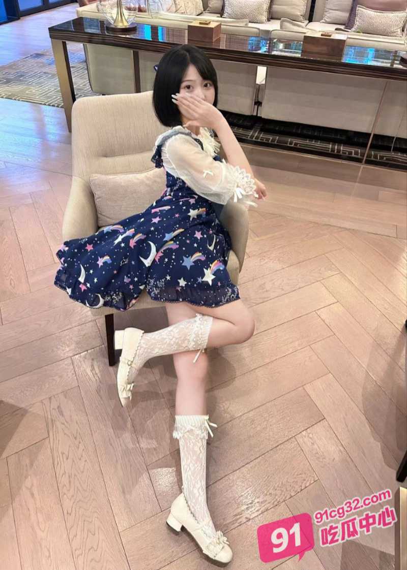 抖音小网红yuli高价贩卖私拍 350块钱可定制10分钟lo裙裸体长视频！ 配图3