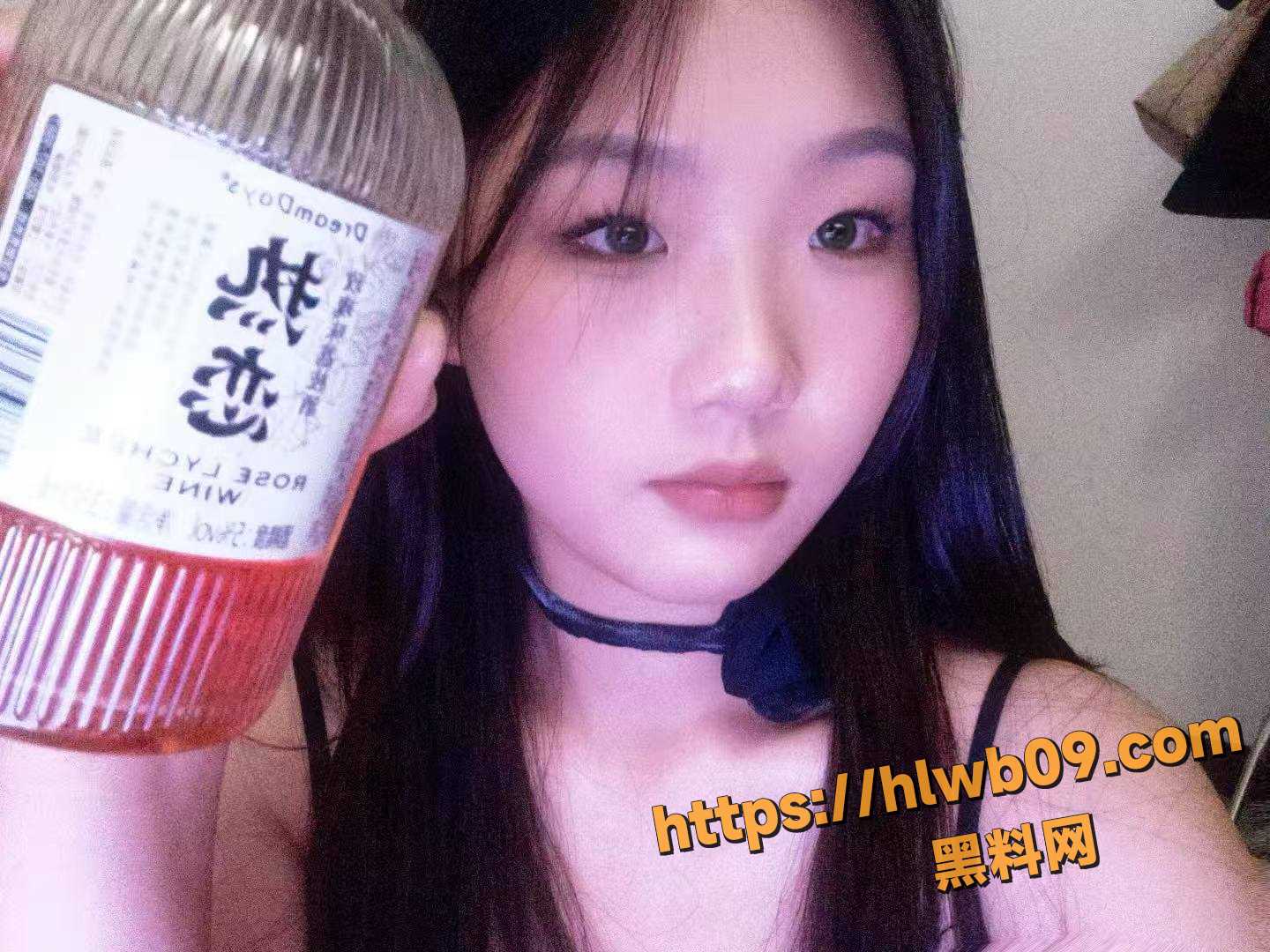独家爆料！江苏无锡学院大三学姐 王娜 性爱视频被前男友曝光 自带M属性 床上功夫底蕴深厚！