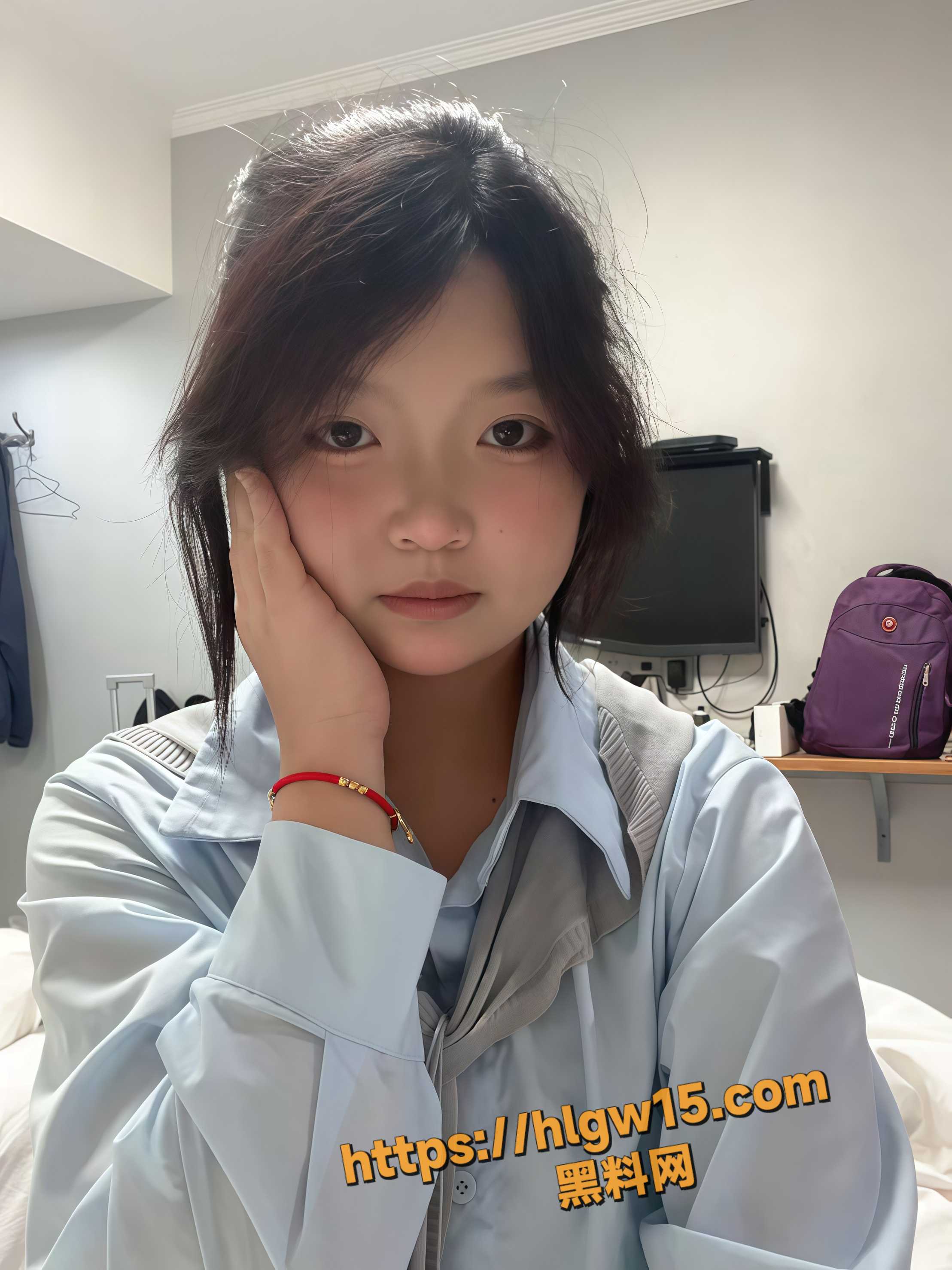 小伙群内分享嫖娼心得 极品嫩妹400一次 虽然看着有点像精神小妹但是胜在价格！