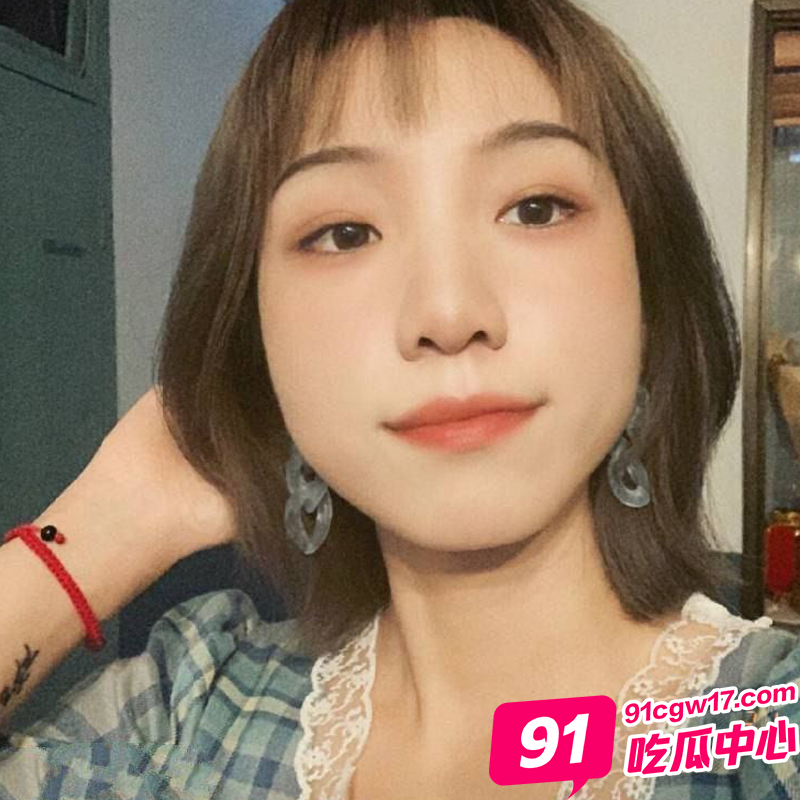 呼和浩特杨梦琪 充当时间管理大师脚踏多条船 男友愤怒曝光其性爱视频！ 配图3