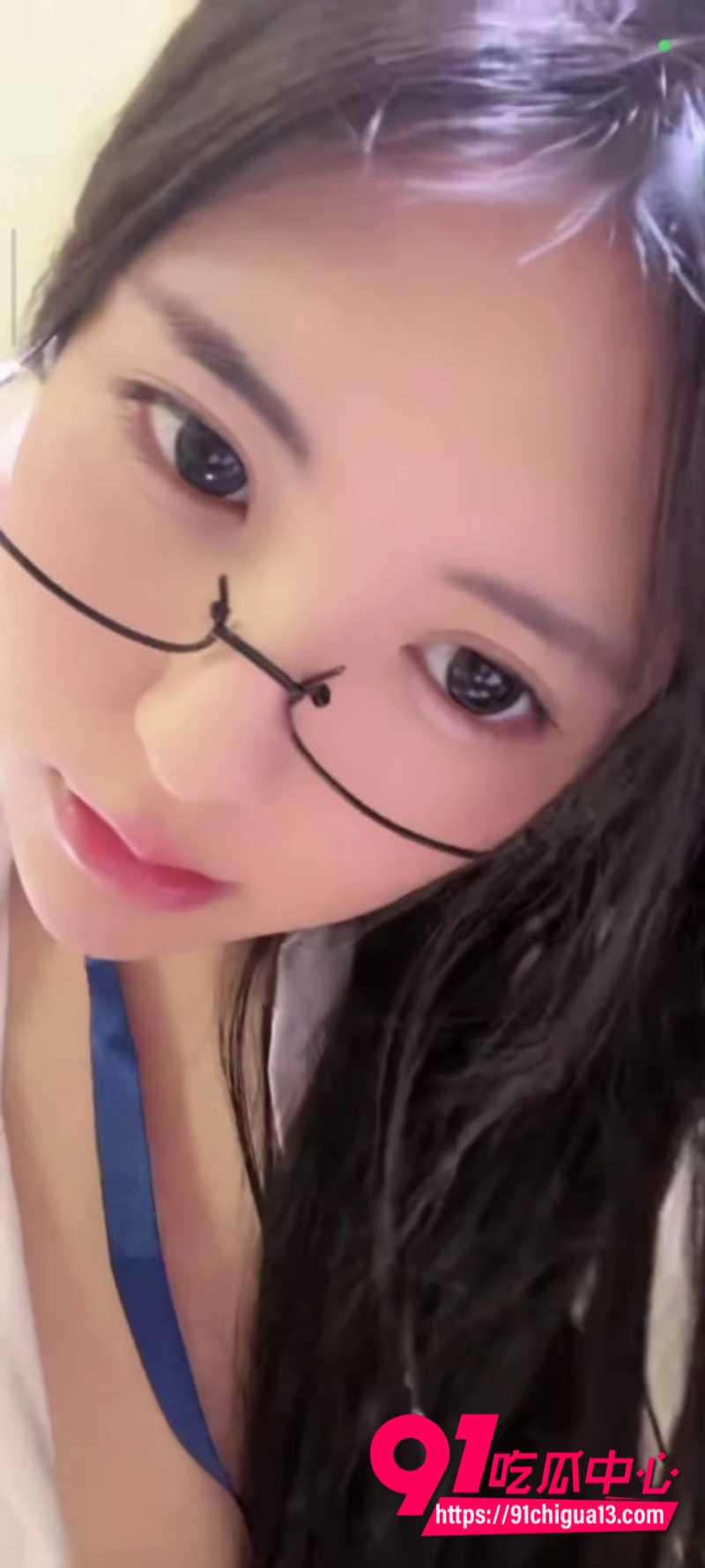 性感女神温柔COS女教师一对一视频流出 镜前掰逼自慰骚到爆表!