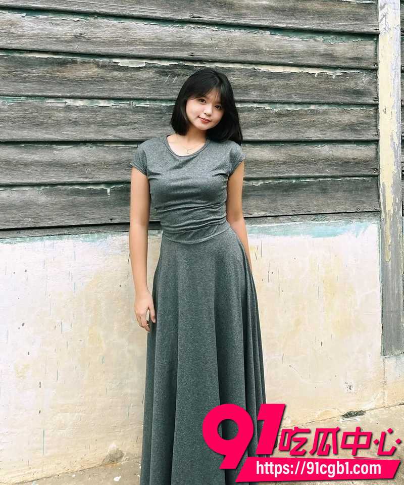 清纯学生妹宇彤与前男友房间自拍露脸 害羞面对镜头做爱视频外流 特写抽插小穴2
