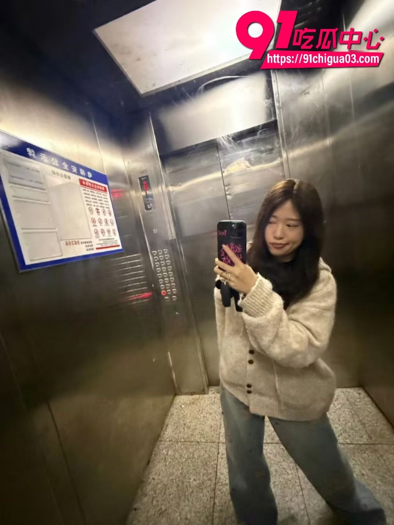 由于不能忍受自己的寂寞，在外面各种红杏出墙11