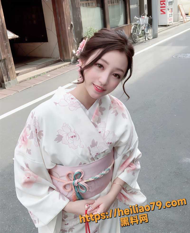 中经贸学院高冷女神 李雪雅 自拍性爱视频泄密流出 美艳学姐竟如此反差