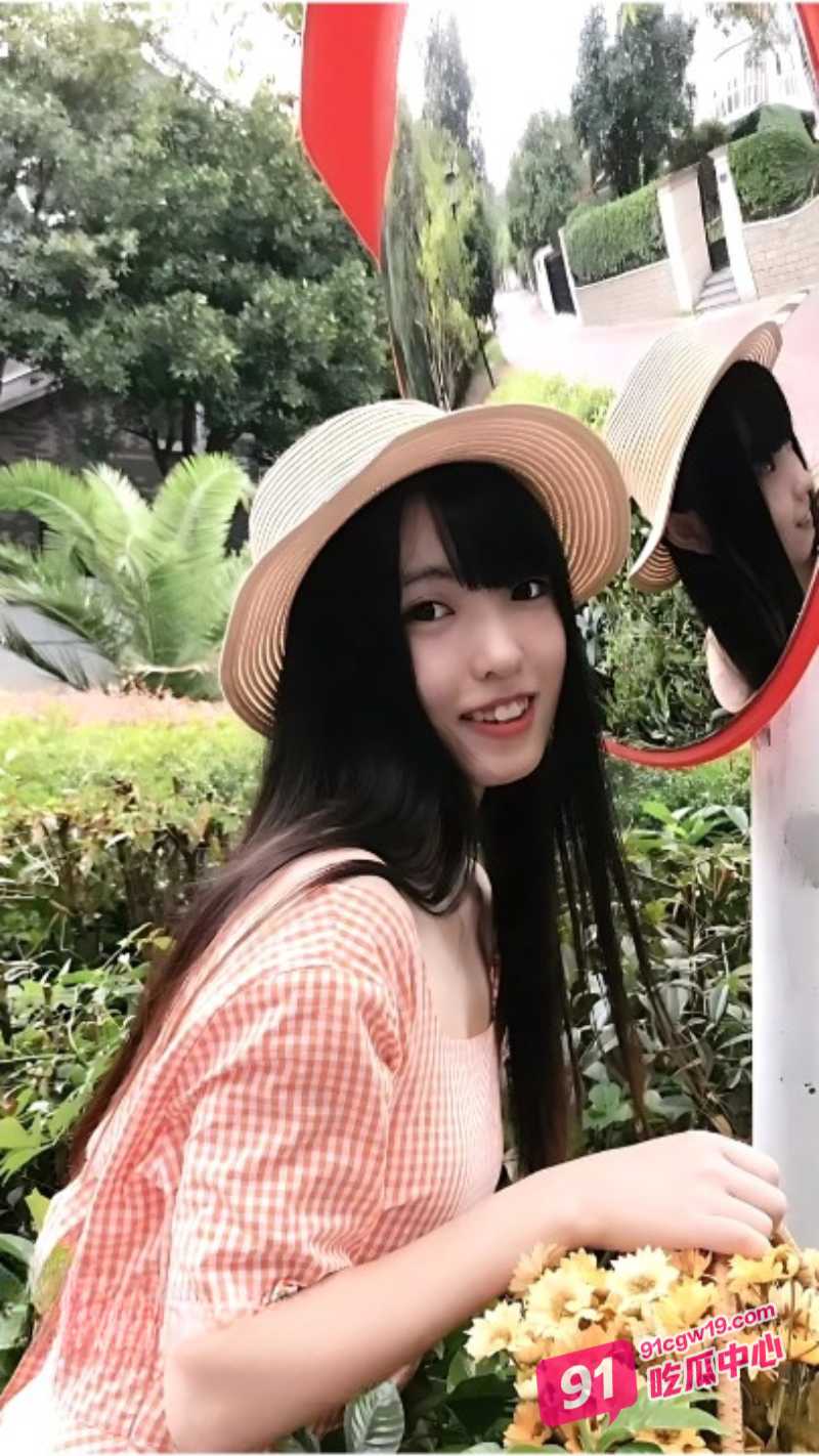 河北美女唐佳 居然给男人舔脚喝精液 变态嗜好反差惊人！