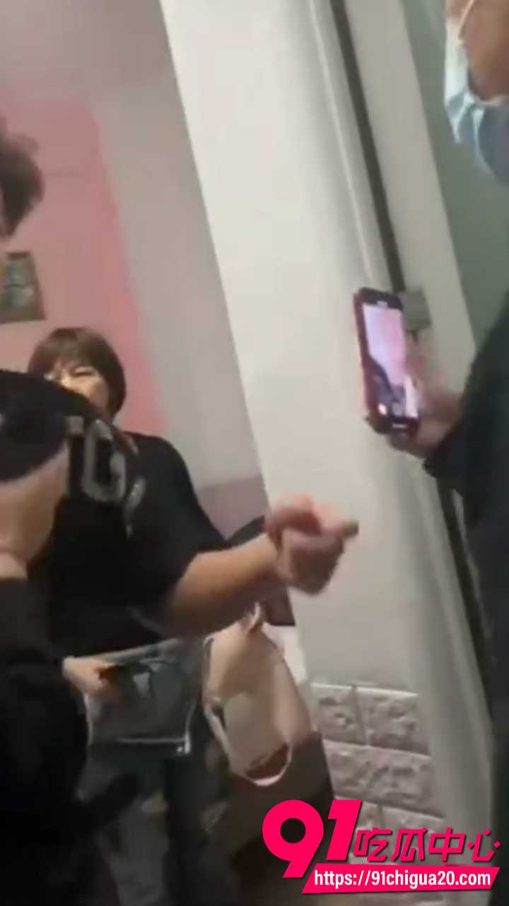 抓奸现场曝光1