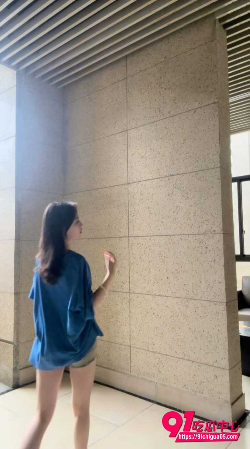 南宁高颜值女大璐璐7