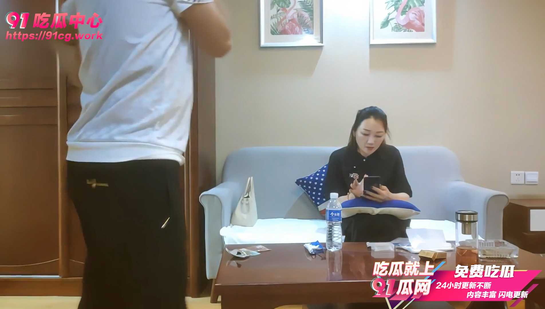 【民版孟晚舟】汉庭酒店客房部主管赵柏君 寂寞难耐的离异少妇如何抵挡热血青春的小奶狗？