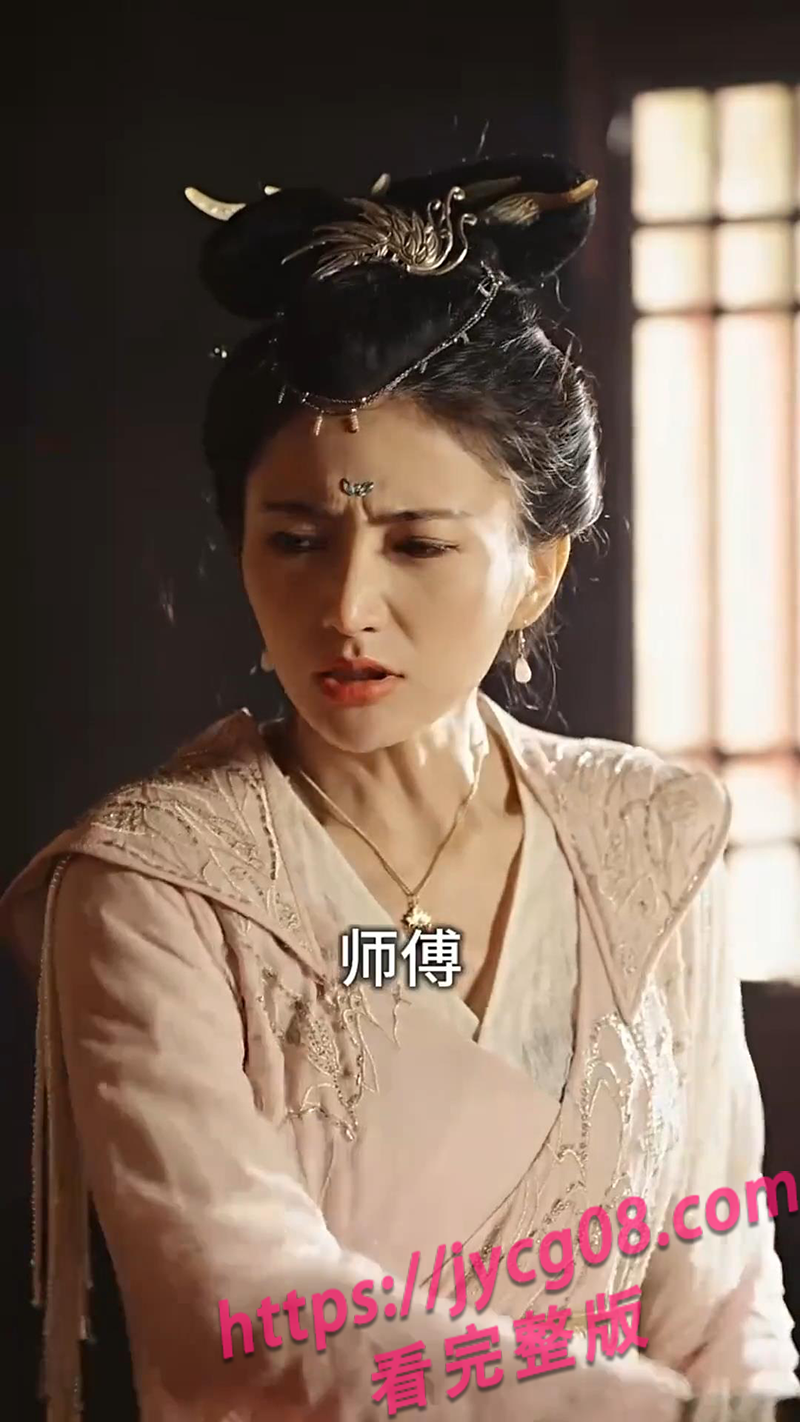 《我在女帝王朝当卧底》尺度爆表！男主陷入后宫情欲陷阱！ 配图2