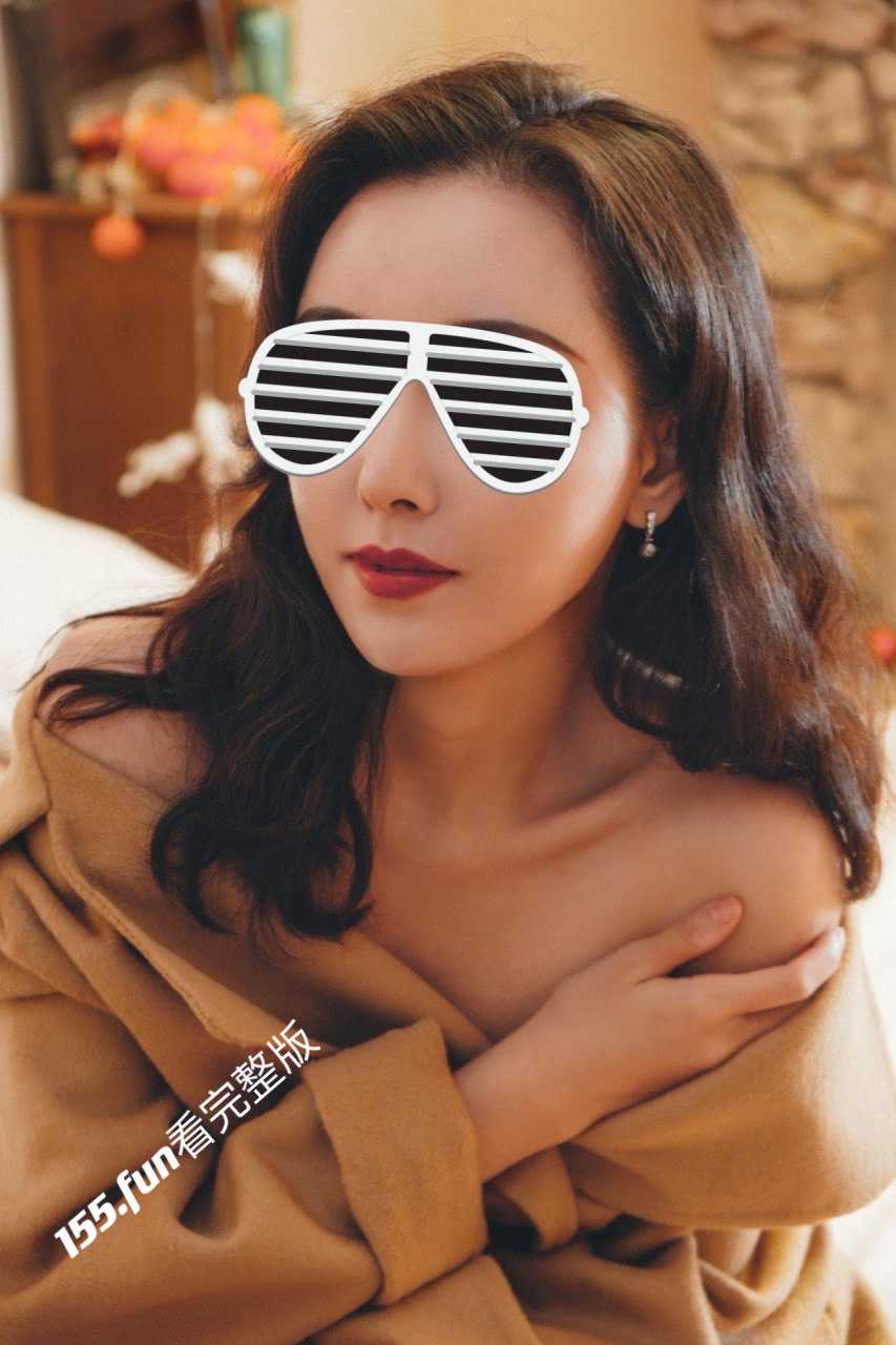 九头身极品身材网红 优质夫妻PinkDol 会员群不雅自拍泄密