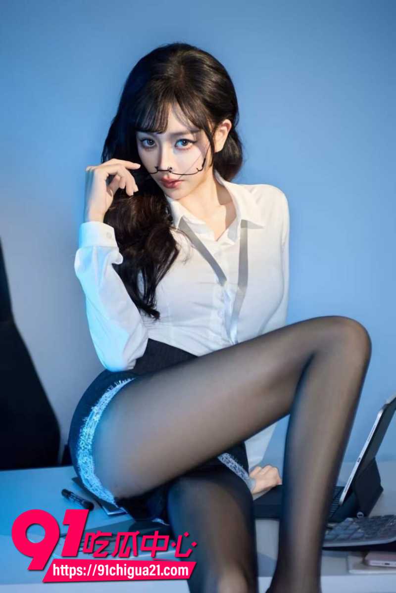抖音网红御姐人间小野猫 定制大尺度福利视频合集 性感黑丝美腿直戳狼友心窝